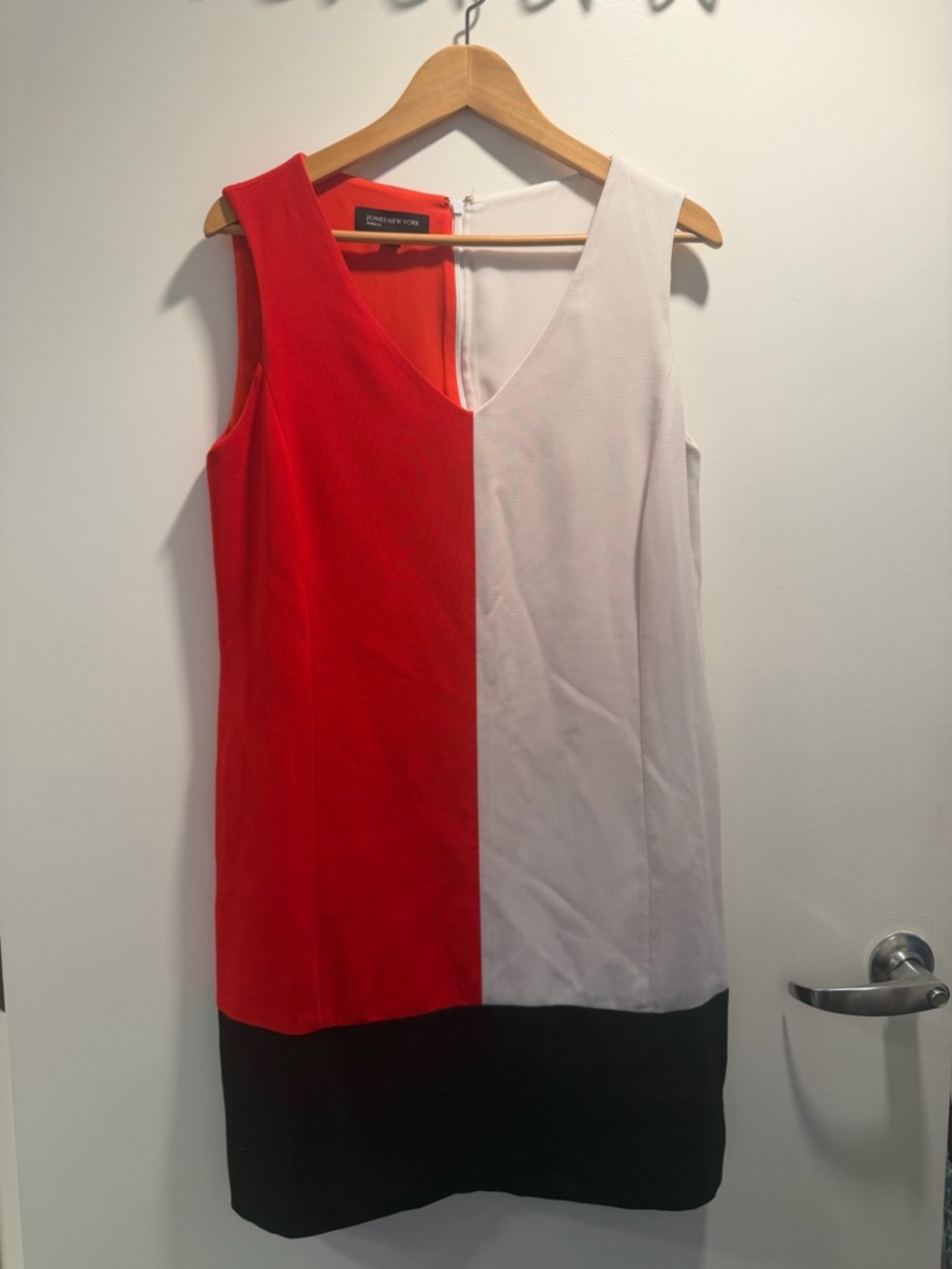 Jones New York Bright Red V-Neck Dress